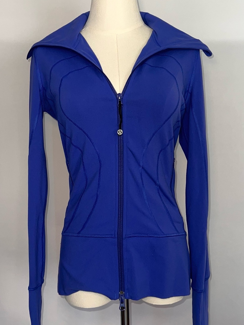 Y2K Lululemon Jacket 4